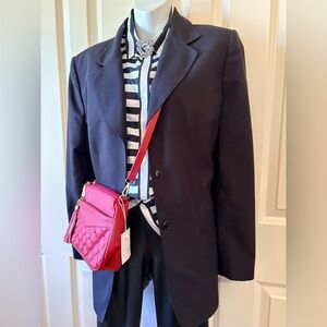 Le Suit Black Blazer, size 16, if you like the purse, I can include w/ purchase